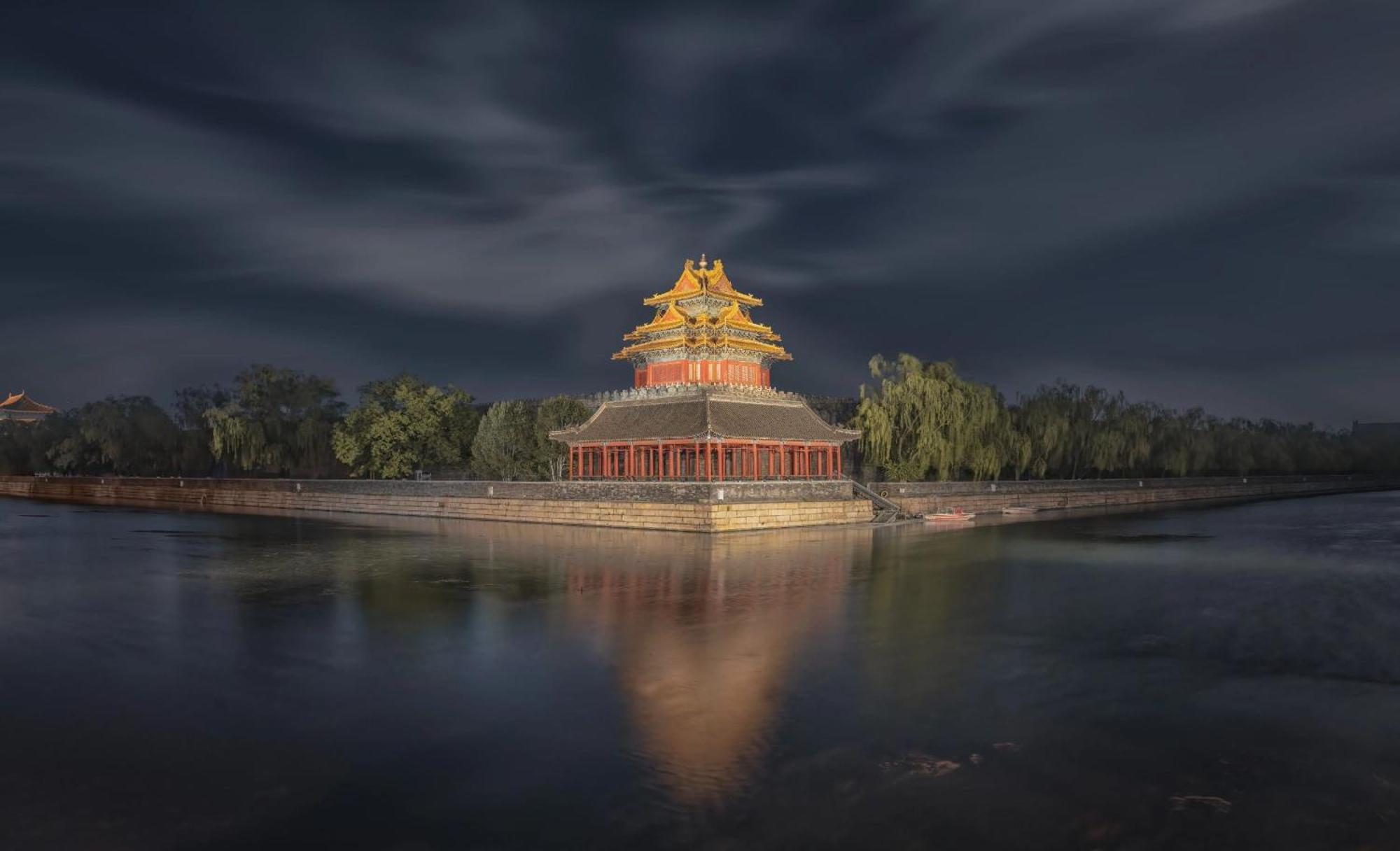 East Sacred Hotel ᴸᴱo---Foreign Accept---Tourism Service English-Speaking 丨 Near Tiananmen Forbidden City丨very Close To Metro Zhangzizhong And Beixinqiao 丨european Foot Ball English丨free Advance Tickets And Laundry Drying Service Coffee Snacks بكين المظهر الخارجي الصورة